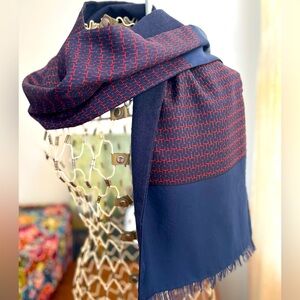 Stunning Vintage 80s Hermès silk and cashmere wool scarf. Navy/red.